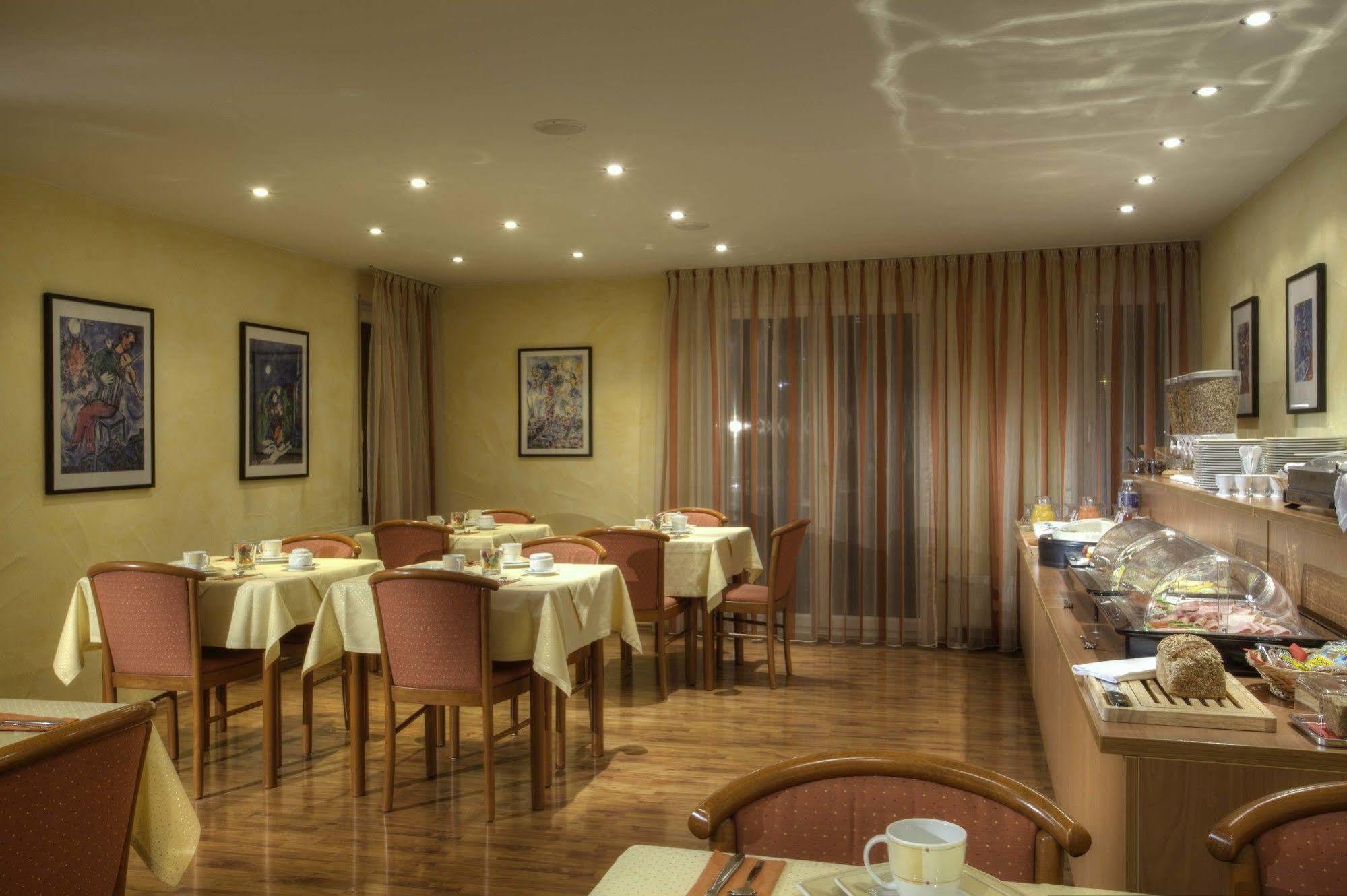Hotel Zur Muehle Urbach  Eksteriør billede